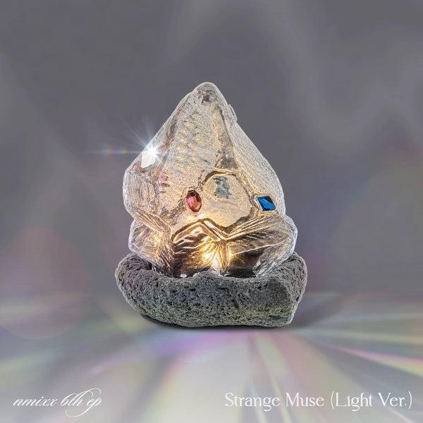 [PRE-ORDER] NMIXX - Strange Muse [6th Mini Album - Light Ver.]