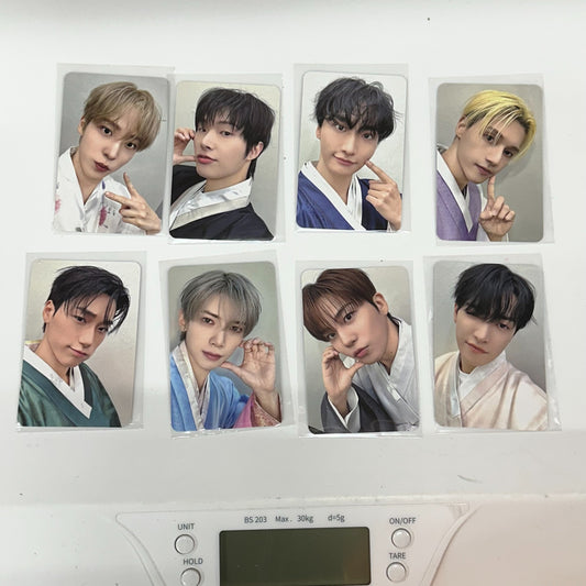 [PRE-ORDER] ATEEZ - Golden Hour Part: 5 [Makestar 2nd Fansign Hanbok-TEEZ Ver. Photocard]