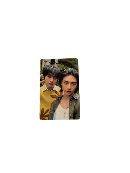 Stray Kids - Official Fanclub Stay 4th Generation Stay Hideout Hyunjin & Lee Know Photocard