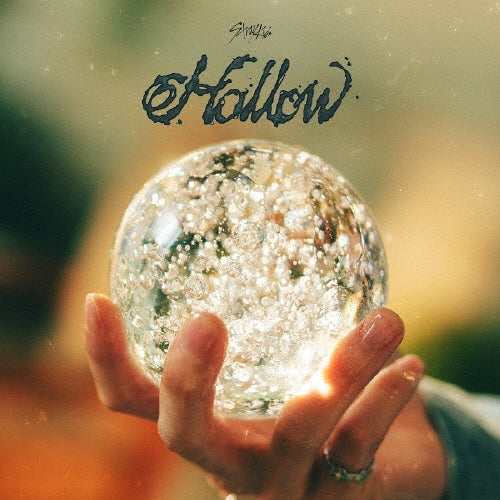 Stray Kids - Japanese Album Hollow